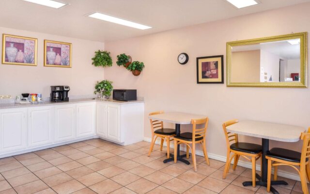 OYO Inn & Suites