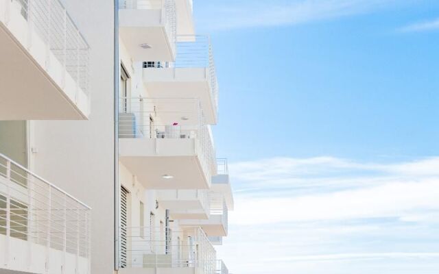 Galileo Suites  Apartments