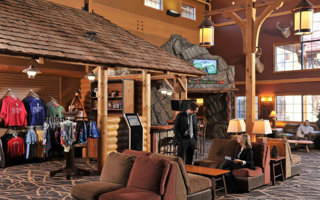 bantr Grand Hotel Wausau - Rothschild