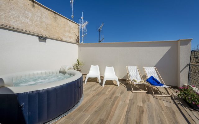 La Suite Di Tyche