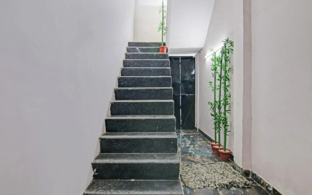 OYO Flagship 70019 Hotel Royal Inn