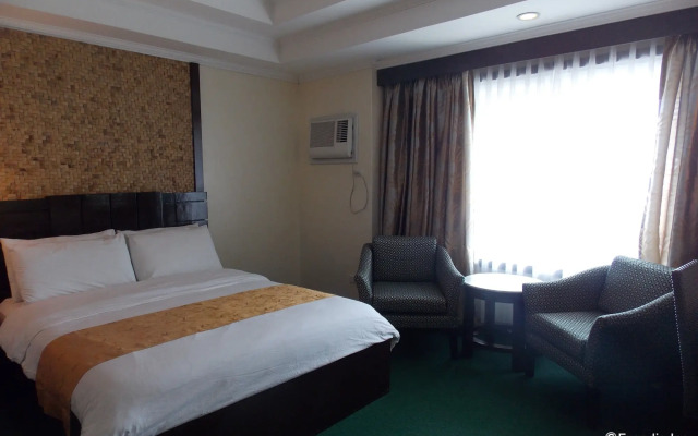 MO2 Westown Hotel Bacolod - Downtown