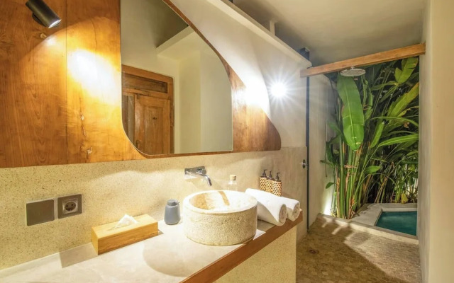 Luxurious 1-br Villa, 800m to Canggu Beach