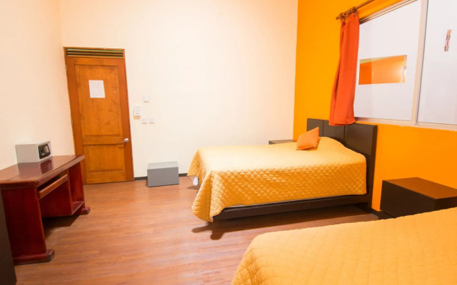Hostal Amigo - Hostel