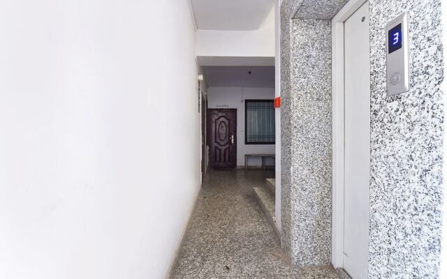 Fabhotel Rushank Palace