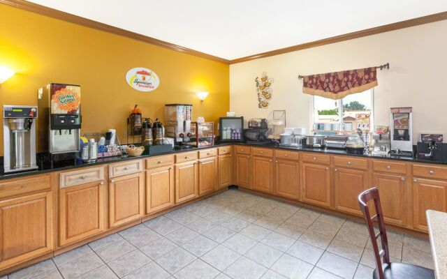 Super 8 Big Rapids MI