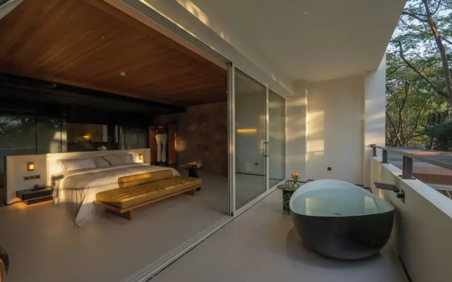 Anlai Rainforest Luxury Resort