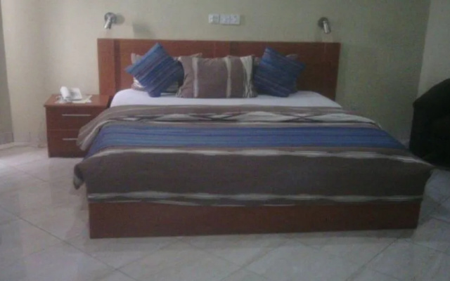 Divine Fountain Hotel