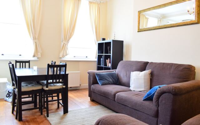 Kensington 2 Bedroom Flat