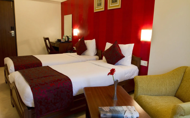 7 Apple Hotel Pimpri Pune