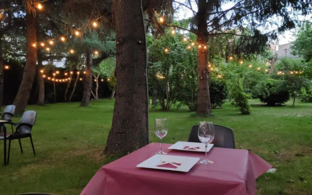Casa Jardín El Colmenar