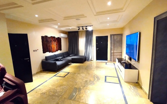 Exclusive Sweet Green Rendezvous Hotel