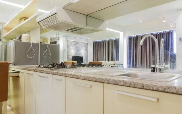 Comfy 2BR Apartment at Waterplace Residence Pakuwon Indah