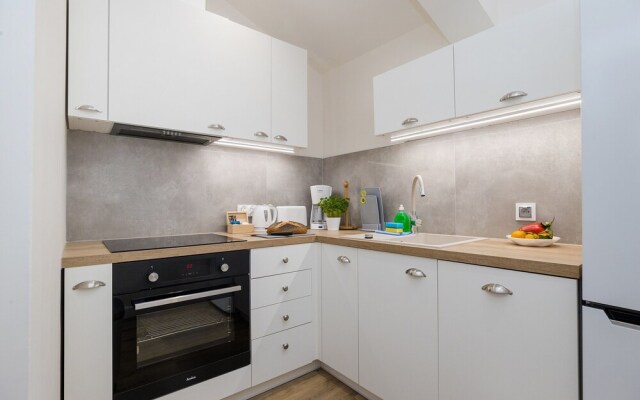 ShortStayPoland Zelazna B146