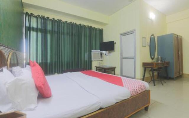 OYO 26926 Hotel Paradise