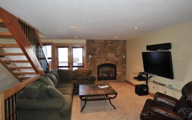 RedAwning Clubhouse #50