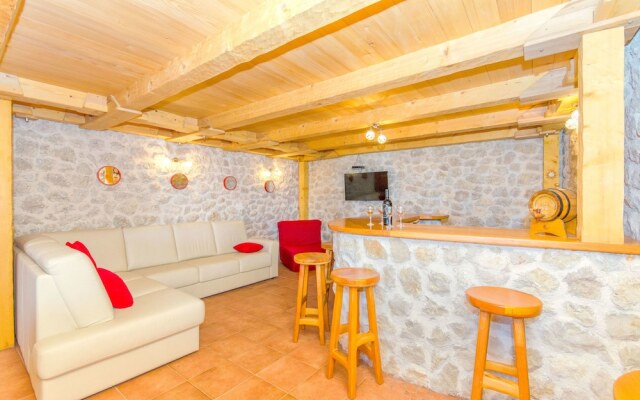 House Srecko