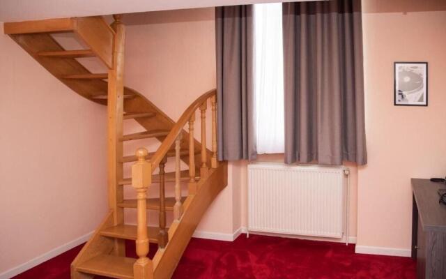 La Bourse Hotel