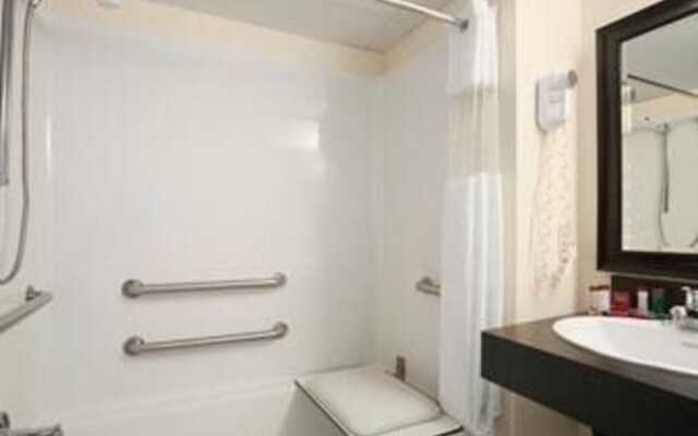 Atrium Hotel and Conference Center