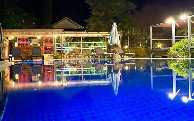 Q Bungalows