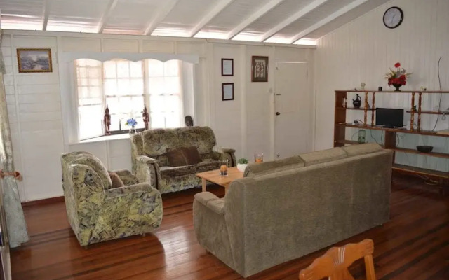 Three Bedroom Holiday Accomodation