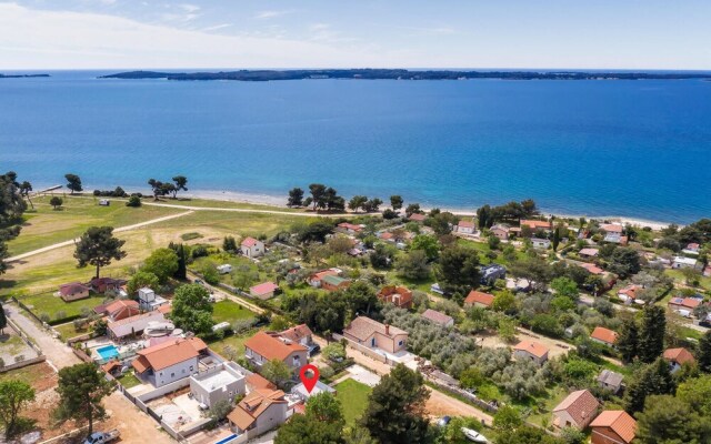 Stunning Home in Peroj With Wifi and 1 Bedrooms