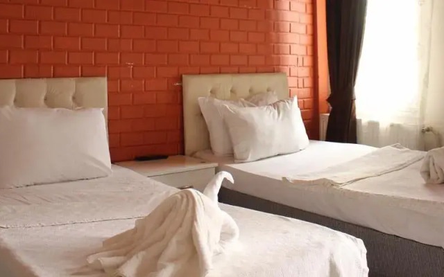 Taksim BrickTown Suite