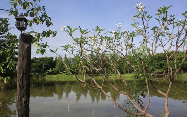 Jorakae Sampan Resort