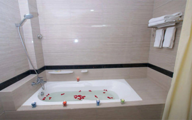 Oattara Thiri Hotel