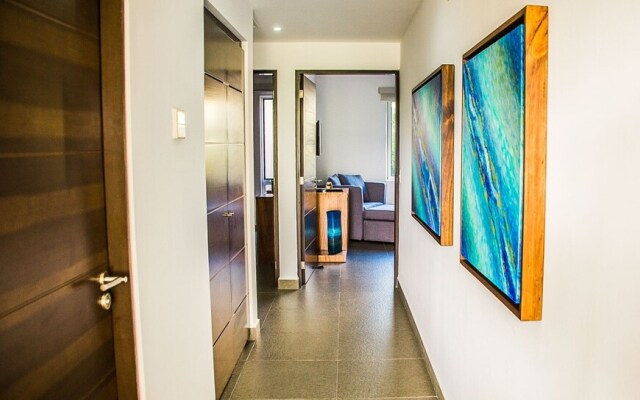 Del Viento Vaiven Penthouse 28 2 Bedroom Condo