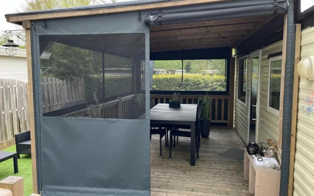 Chalet op vakantiepark Bergumermeer