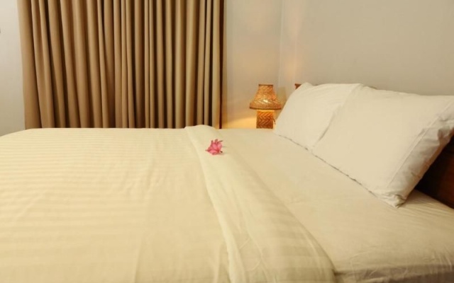Senggigi Cottages Lombok by ZUZU – Guest Rooms – Senggigi