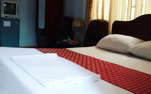 Phong Nha Hotel Hue