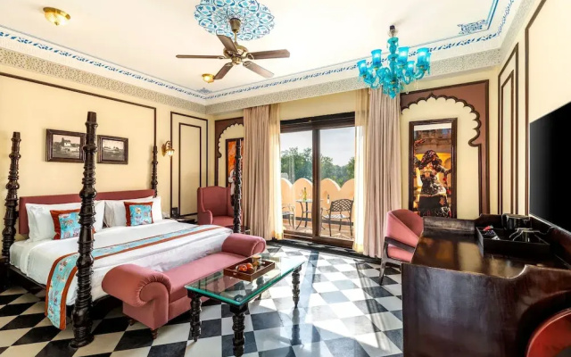 Kesarbagh Palace