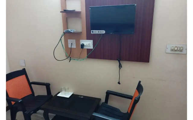 Hotel Golden Dust Puri