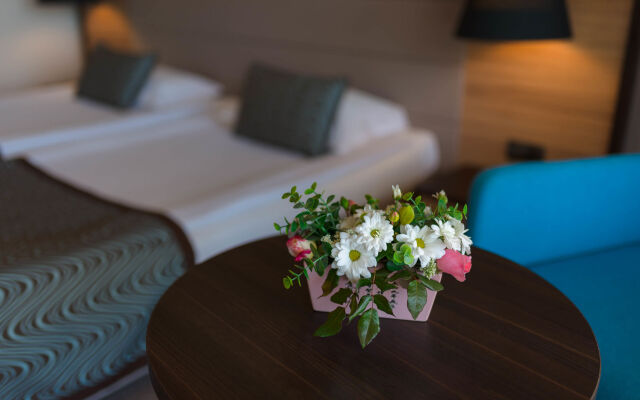 Astera Hotel & Spa