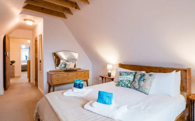 Whitstable's Beachcombers, Sleeps 10, Dog Friendly