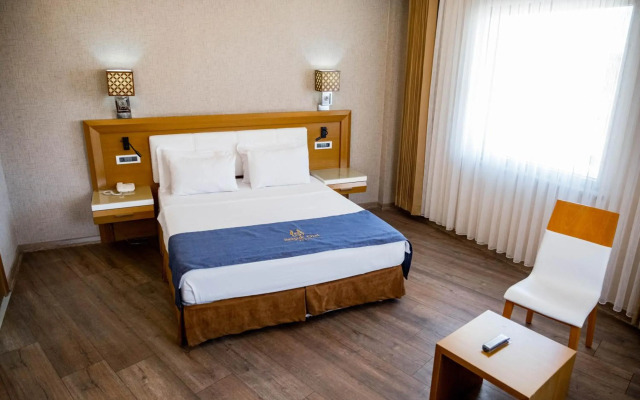 Selcuk Hotel Sems-i Tebrizi