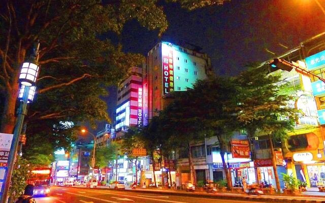 Lo Fo Hotel