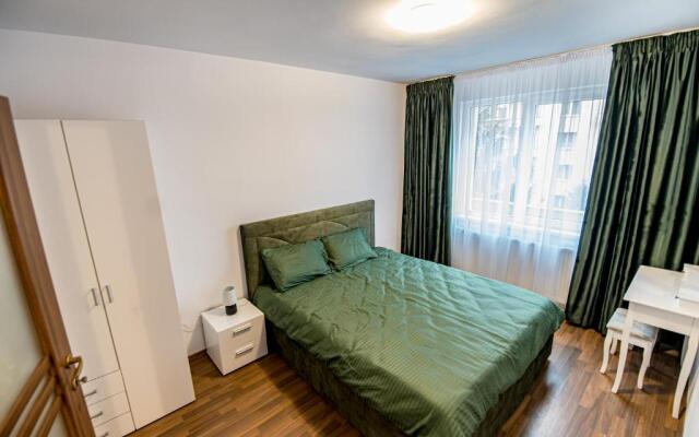 Apartament 3 camere Royal Brasov