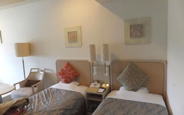 Spa Resort Hawaiians ViR Port