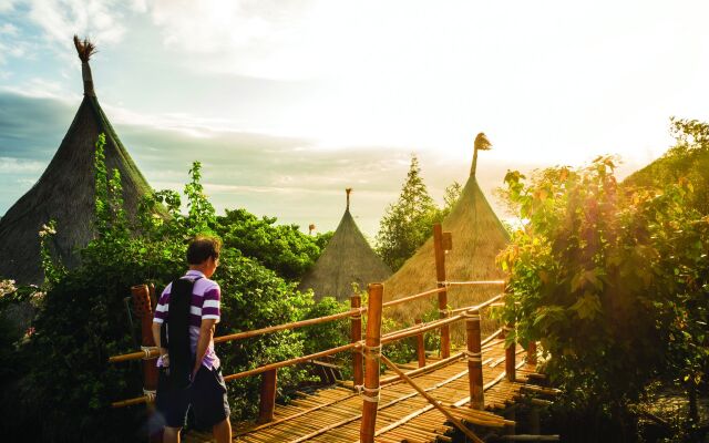 Paree Hut Resort Koh Sichang