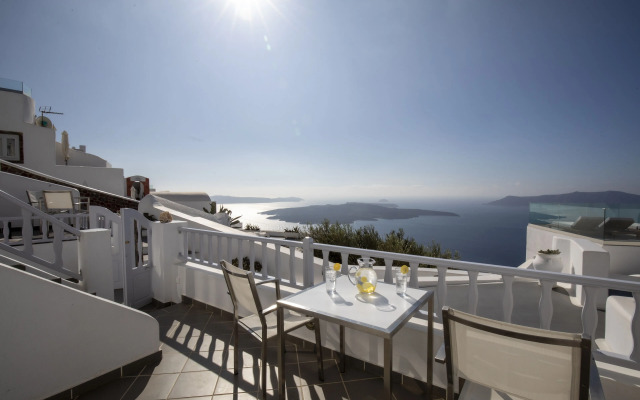 Santorini View Studios-Adults Only