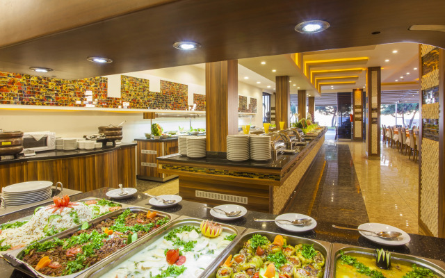 Kleopatra Ada Beach Hotel