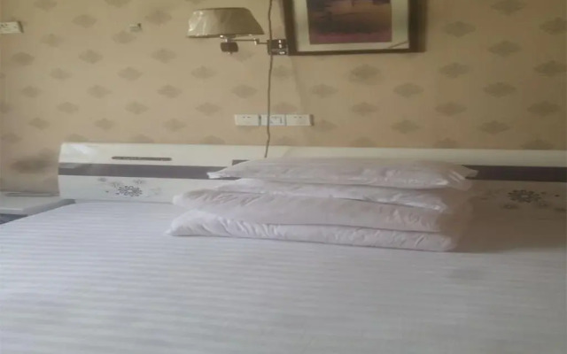Wuyuan Meihua Hotel