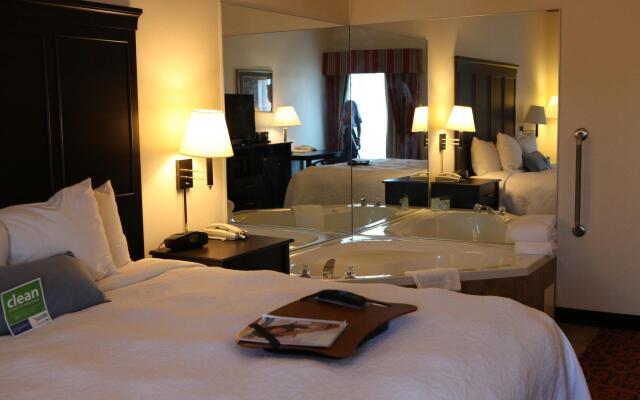 Country Inn & Suites By Radisson, Toronto Mississa
