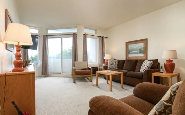 203 Village Gate 1 Bedroom Condo