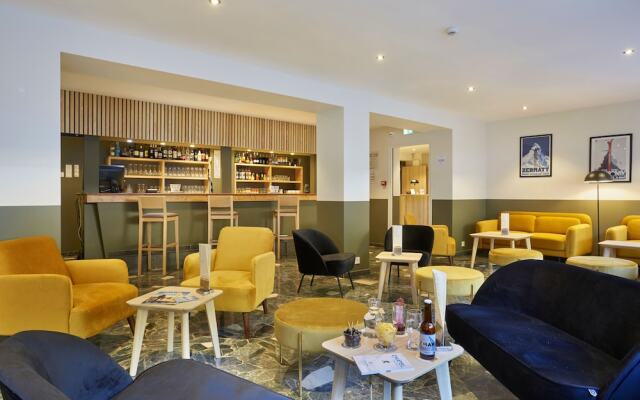 Hôtel Eliova- L'Eau Vive