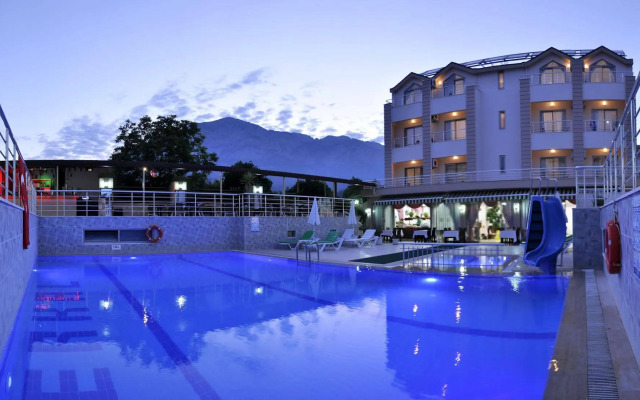 Erkal Resort Hotel