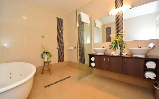 Mornington Hotel